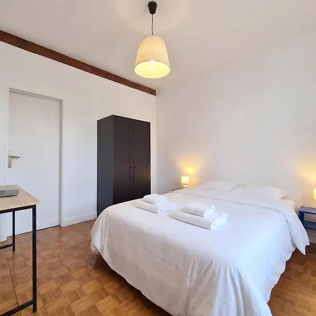 Danton, Terrace, Large Townhouse *